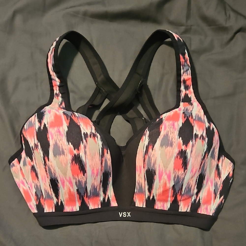 Victoria's Secret VSX Strappy High Impact Sports Bra 38C
